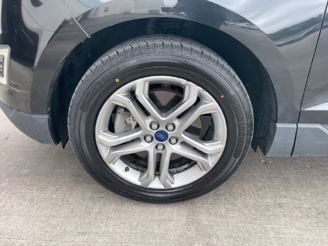 Used 2015 Ford Edge Titanium AWD/4WD image 29