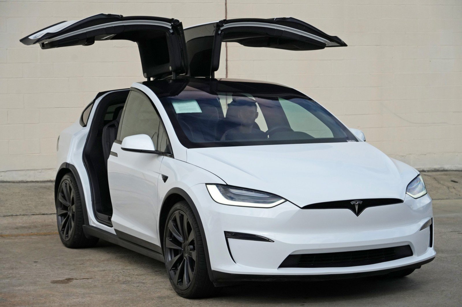 Used 2023 Tesla Model X AWD/4WD image 57