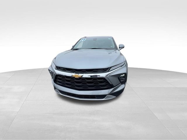 Certified 2024 Chevrolet Blazer LT w/ Convenience Package FWD image 3