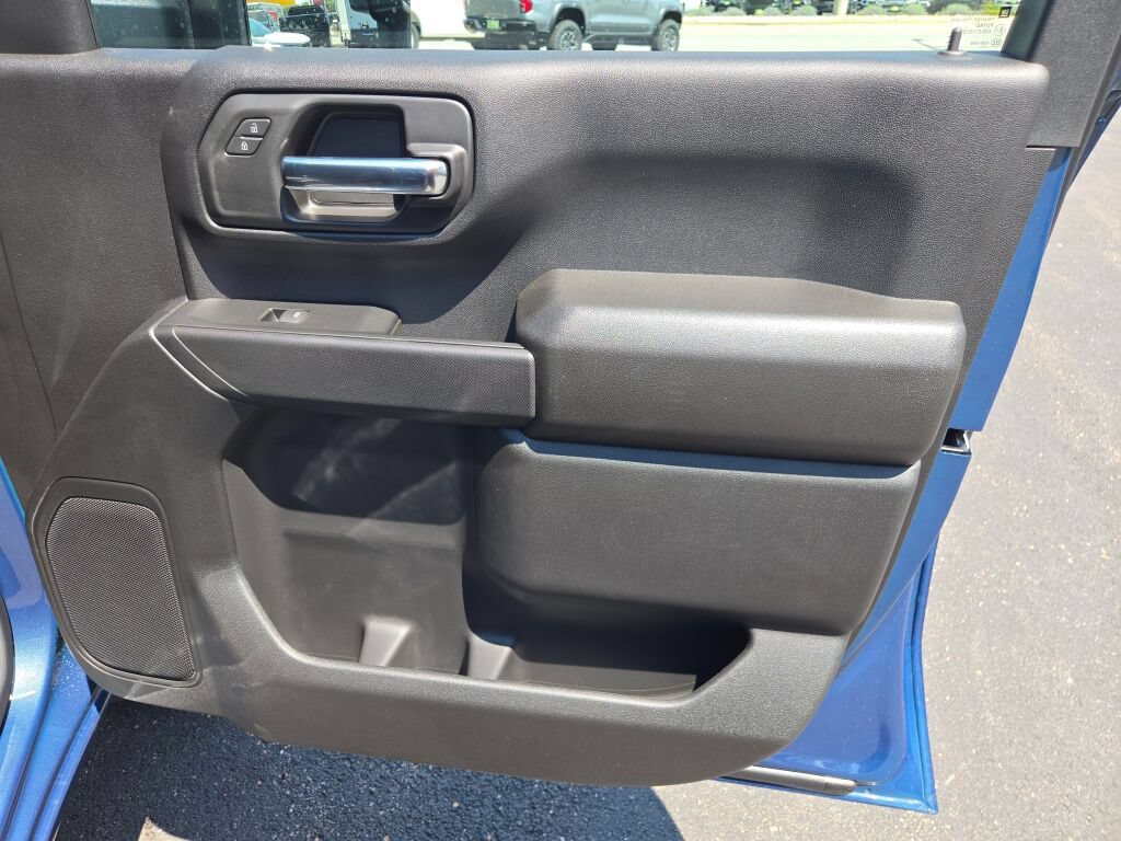 New 2026 Chevrolet Silverado 2500 Custom w/ Custom Value Package AWD/4WD image 5