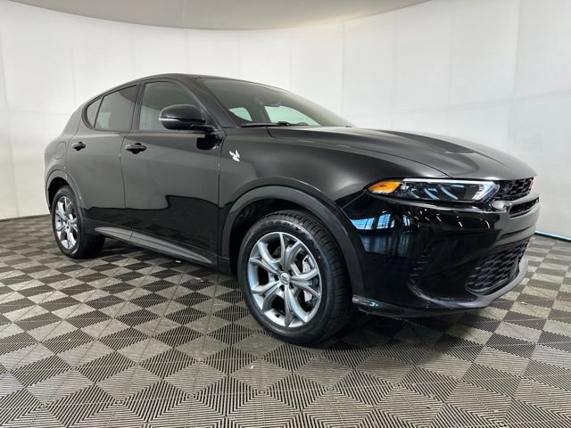 Used 2024 Dodge Hornet R/T image 2
