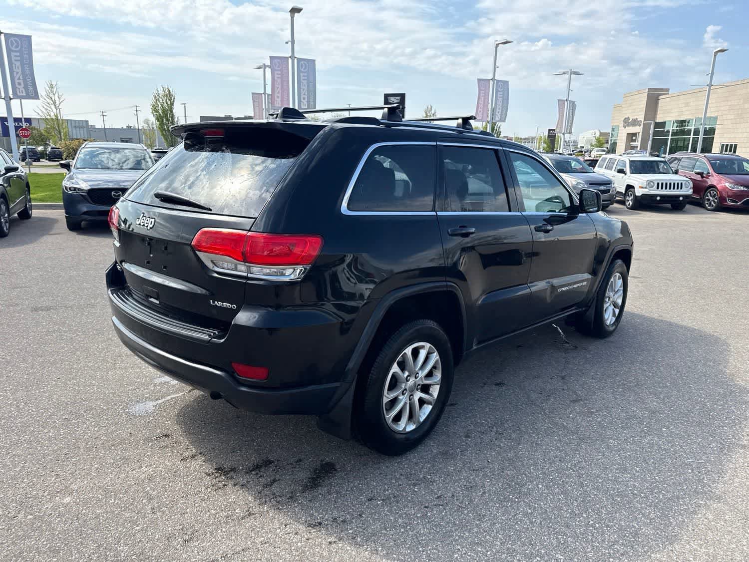Used 2015 Jeep Grand Cherokee Laredo w/ Quick Order Package 23E AWD/4WD image 5