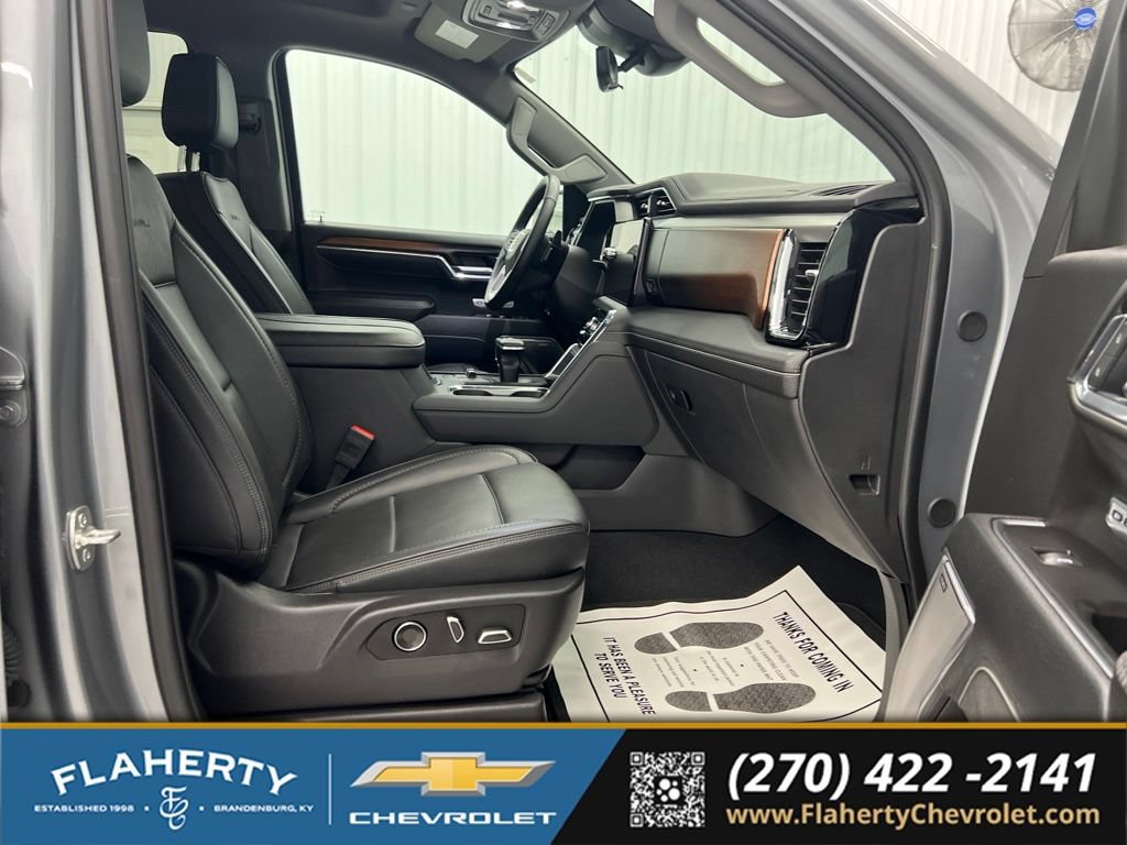 Used 2025 GMC Sierra 1500 Denali w/ Technology Package AWD/4WD image 15