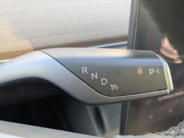 Used 2021 Tesla Model Y Long Range image 7