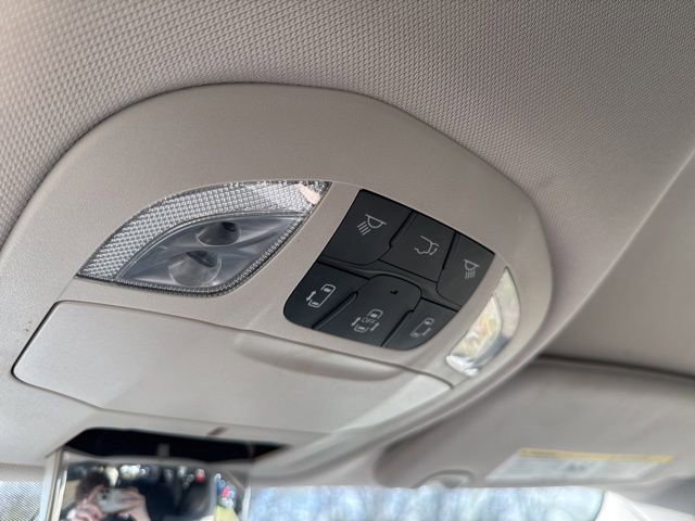 Used 2023 Chrysler Pacifica Touring-L FWD image 23