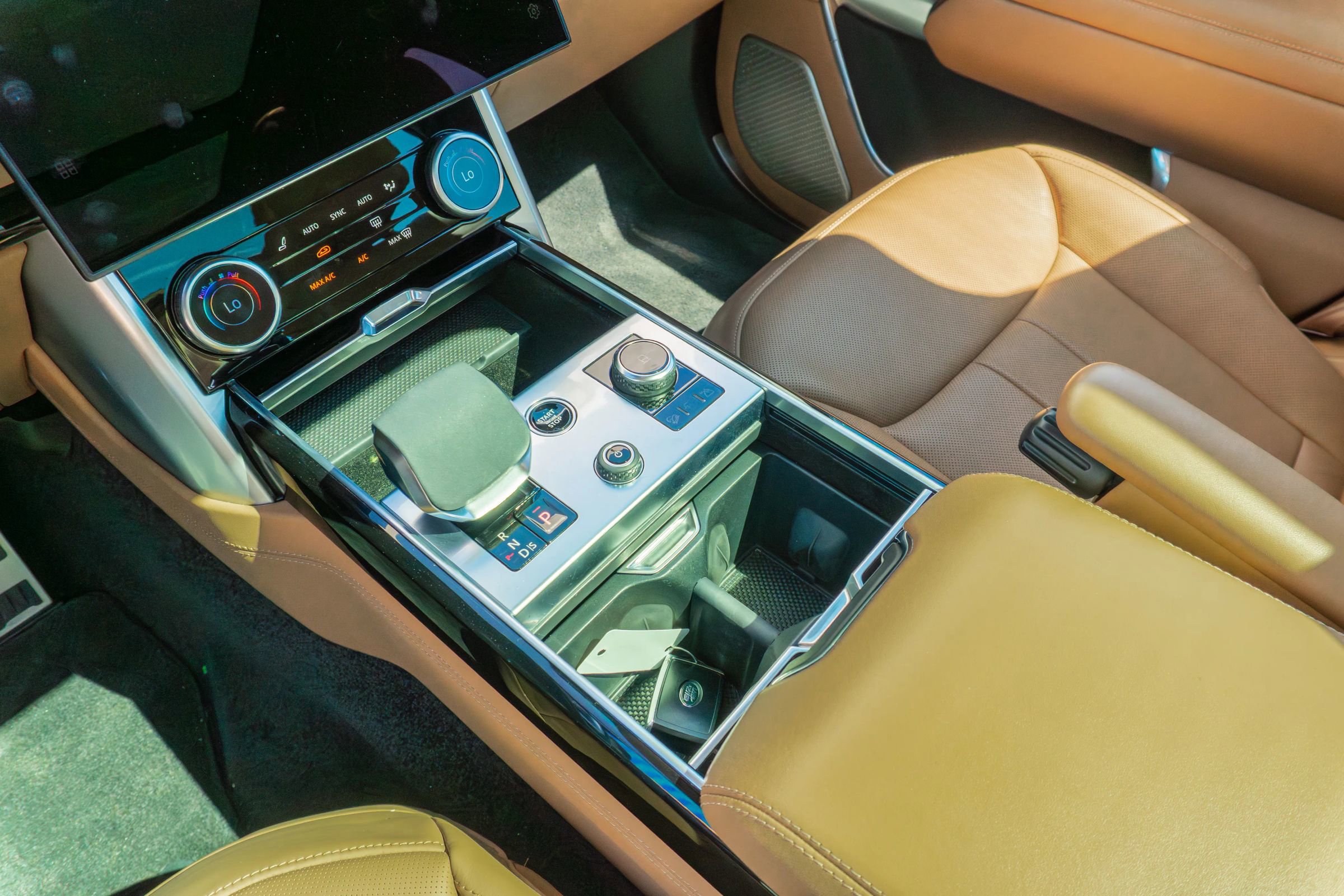 Used 2023 Land Rover Range Rover Autobiography image 71