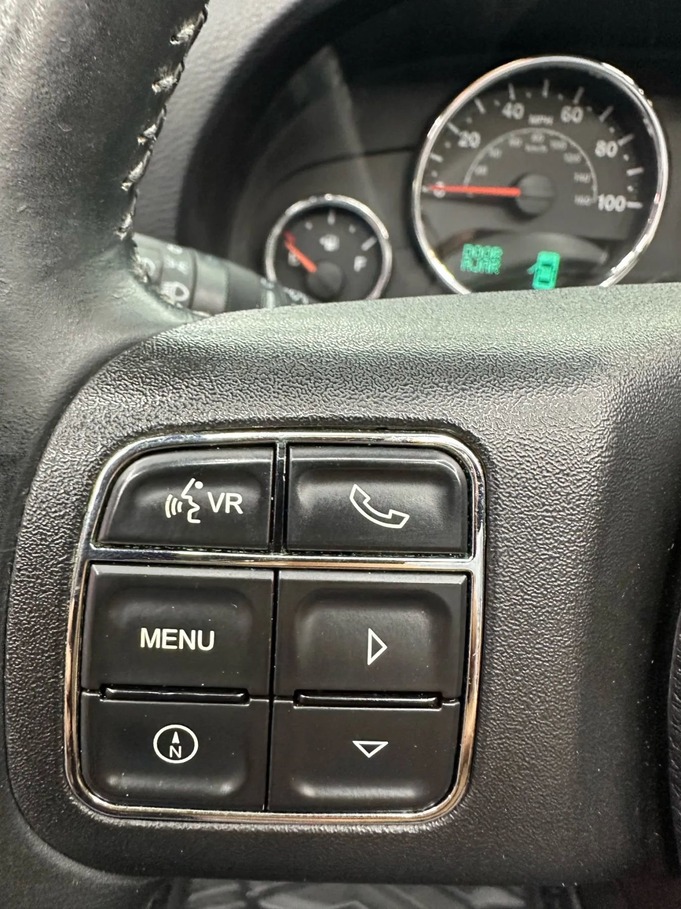 Used 2012 Jeep Wrangler Unlimited Sahara w/ Dual Top Group AWD/4WD image 14