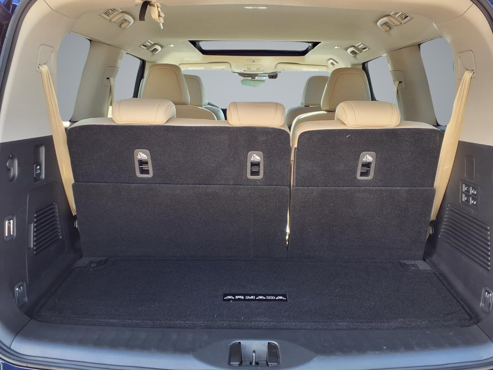 New 2025 Nissan Armada Platinum image 13
