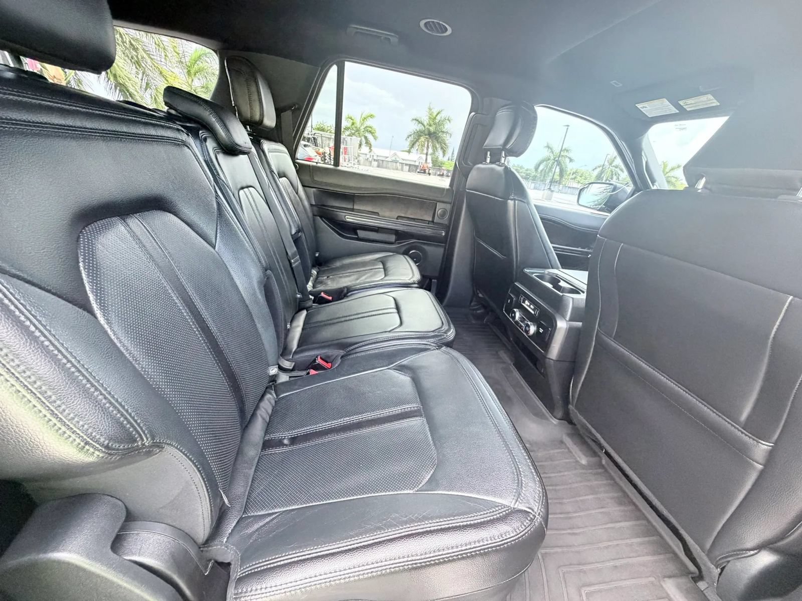 Used 2020 Ford Expedition Max Limited RWD image 33