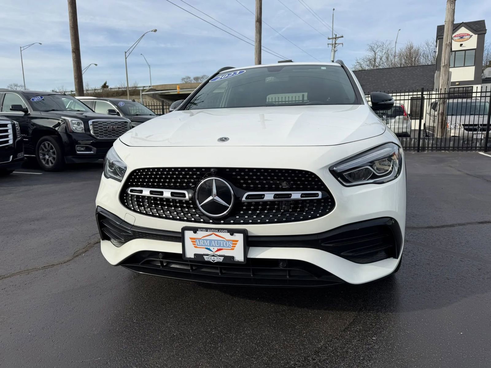 Used 2023 Mercedes-Benz GLA 250 4MATIC image 2