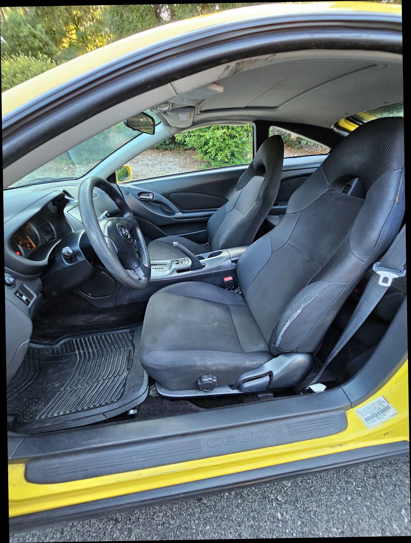 Used 2003 Toyota Celica GT image 16