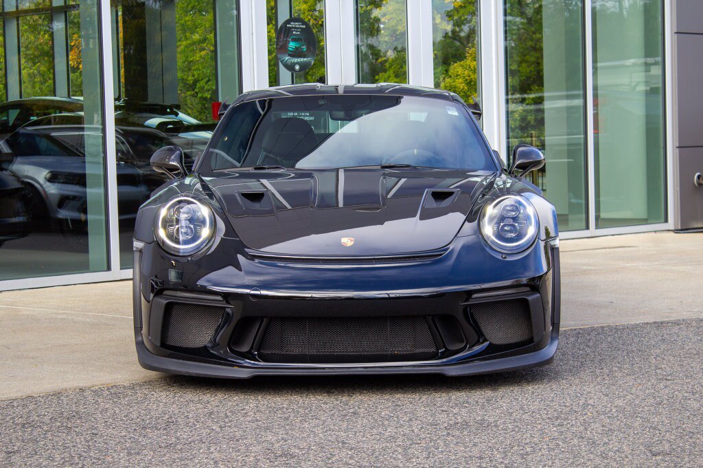 Used 2019 Porsche 911 GT3 RS w/ Weissach Package RWD image 2
