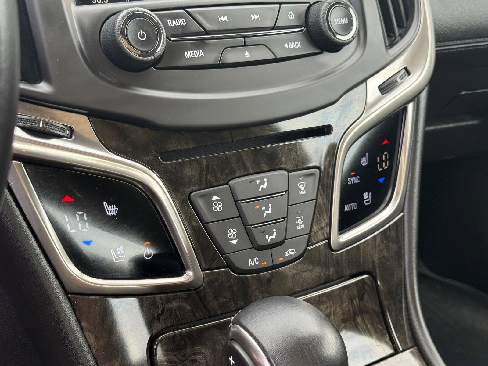 Used 2015 Buick LaCrosse Premium w/ Driver Confidence Package #1 image 18