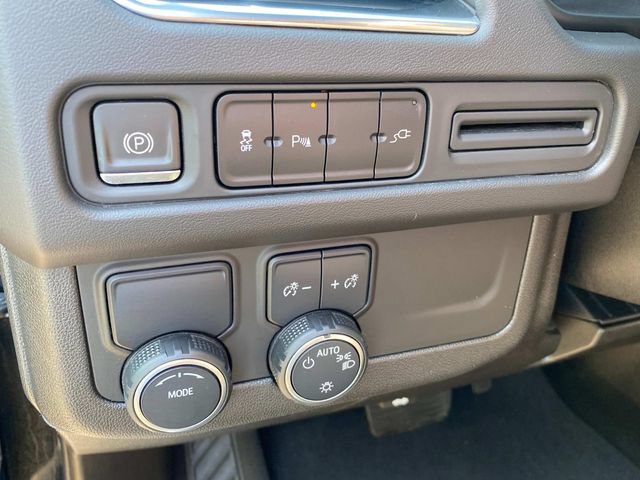 Used 2021 Chevrolet Tahoe RST RWD image 15