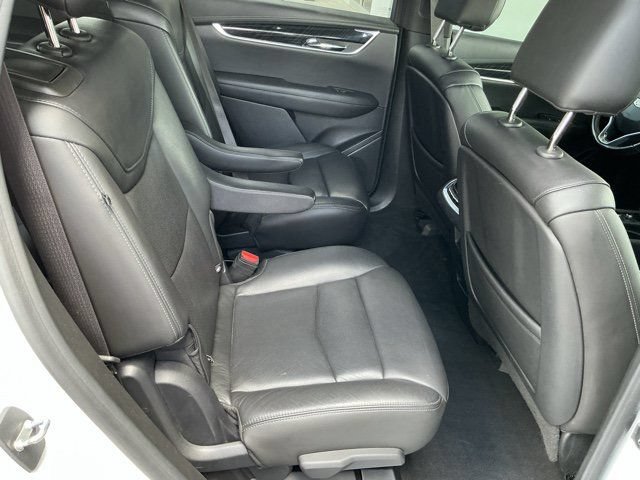 Used 2020 Cadillac XT6 Premium Luxury AWD/4WD image 21