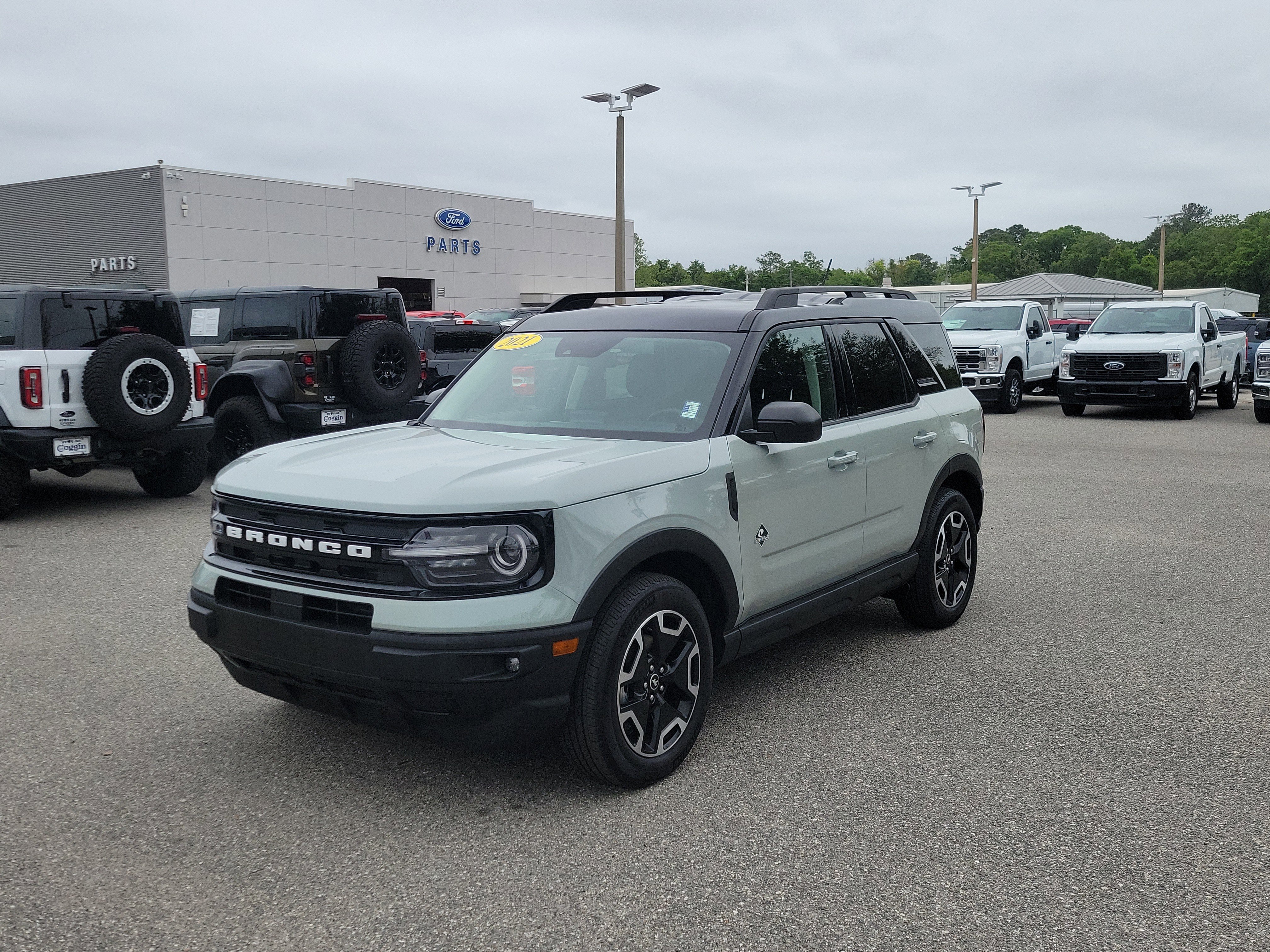 Used 2021 Ford Bronco Sport Outer Banks image 1