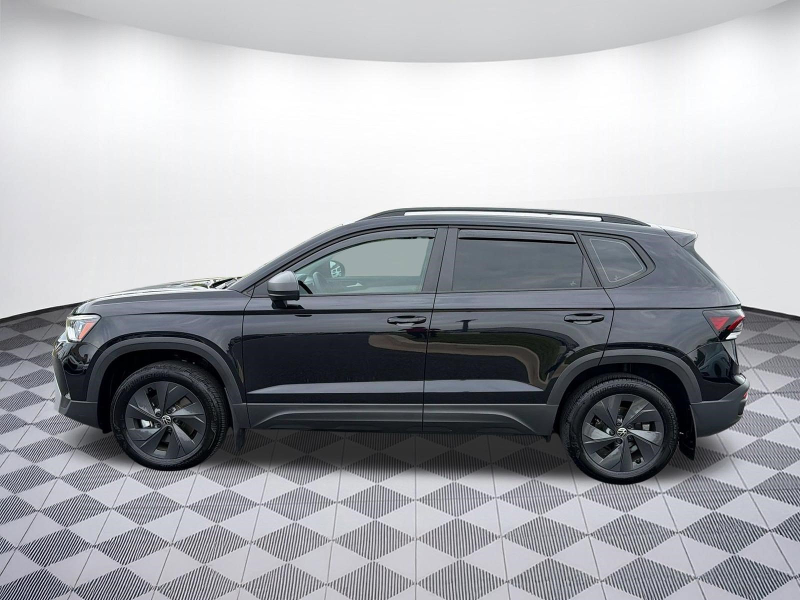 Certified 2026 Volkswagen Taos S FWD image 2