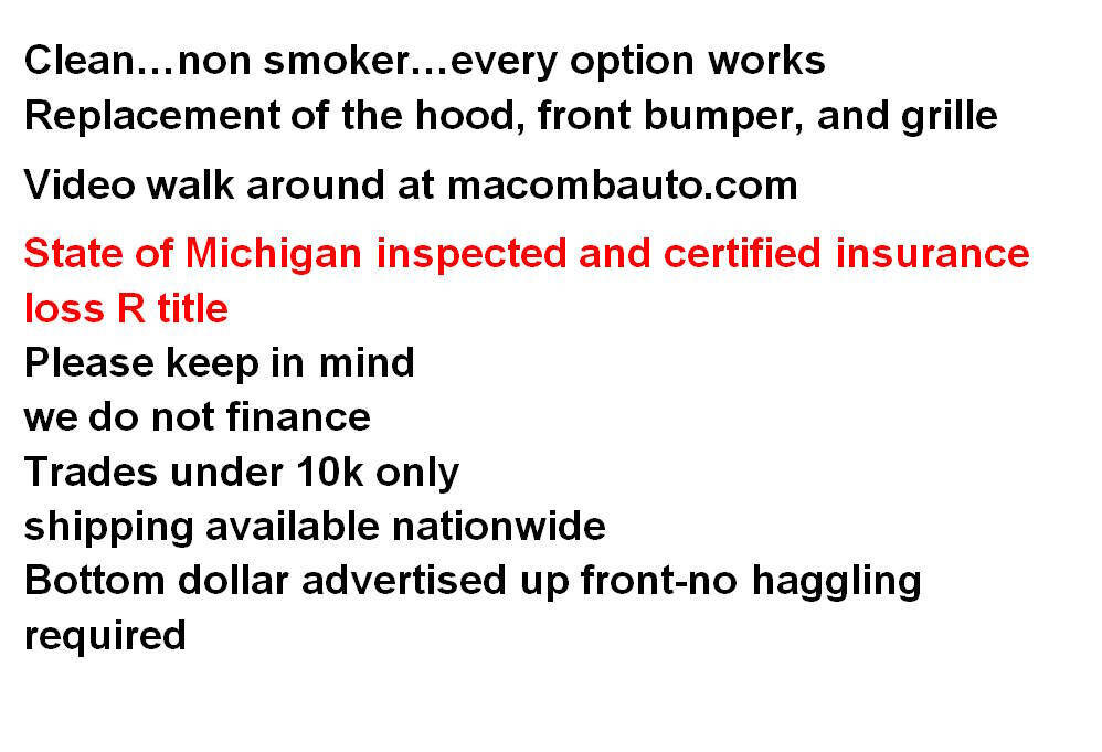 Used 2024 Chevrolet TrailBlazer RS w/ Driver Confidence Package image 2