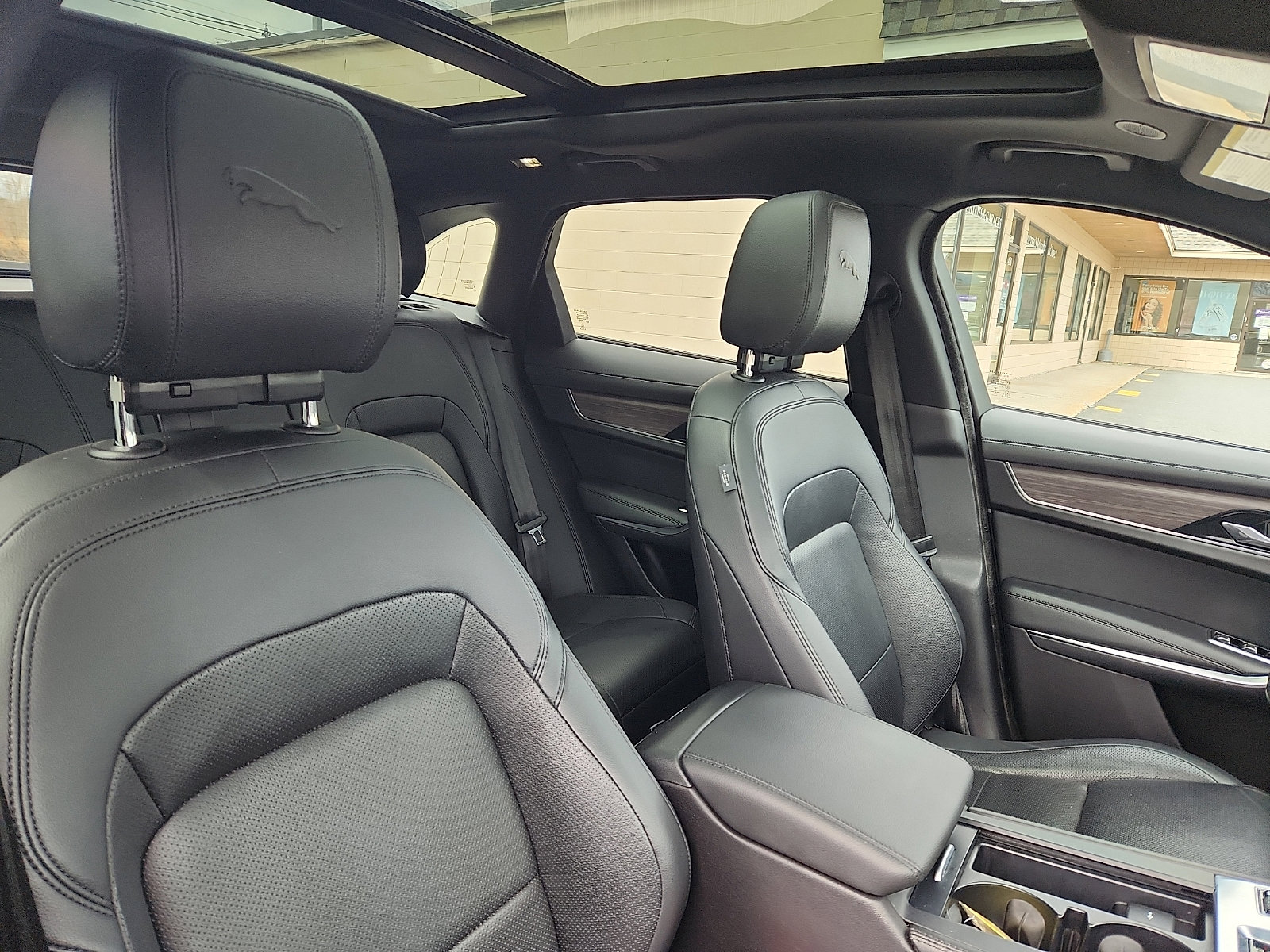 Used 2023 Jaguar F-PACE S AWD/4WD image 33