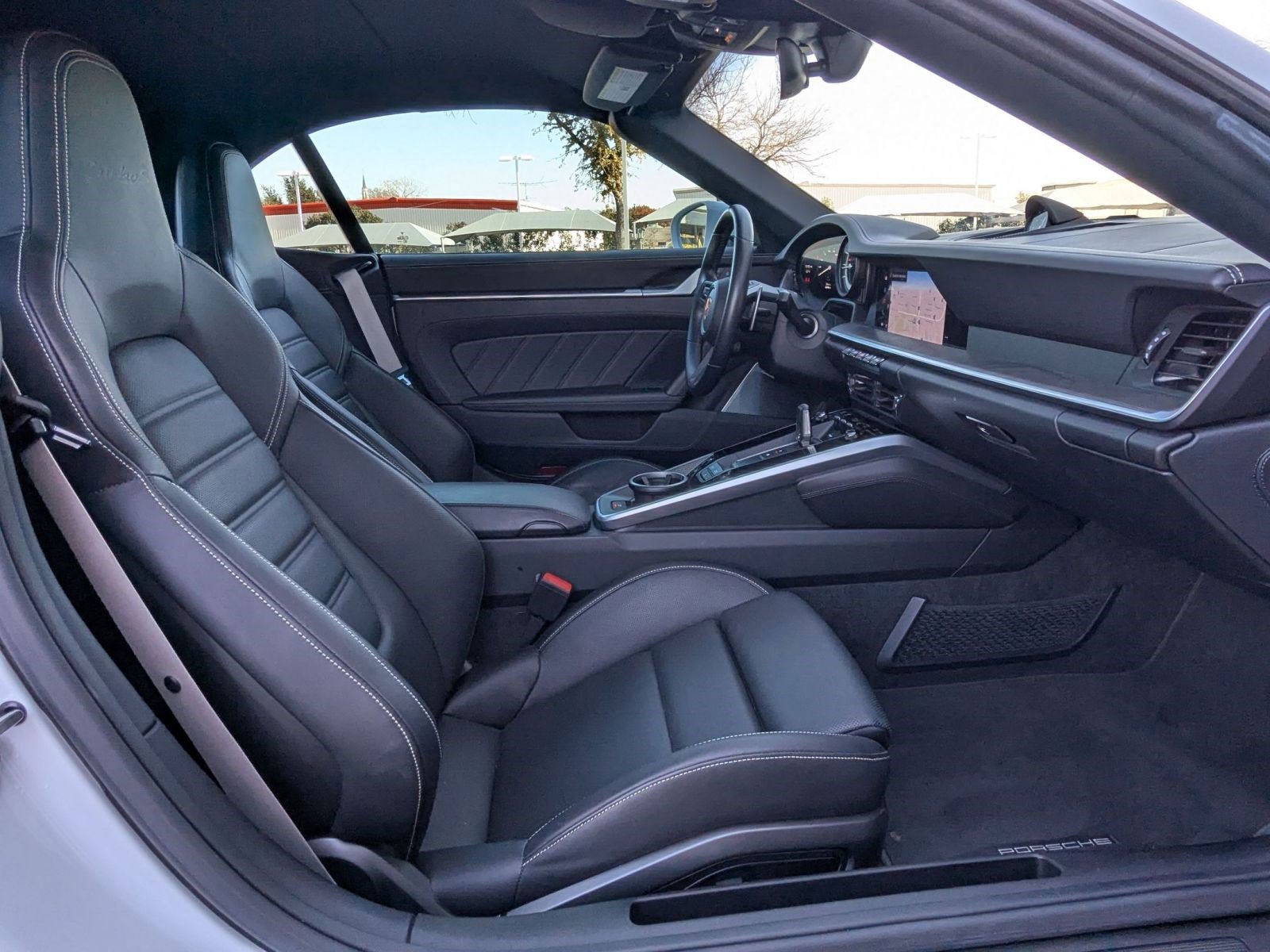 Used 2022 Porsche 911 Turbo S image 22