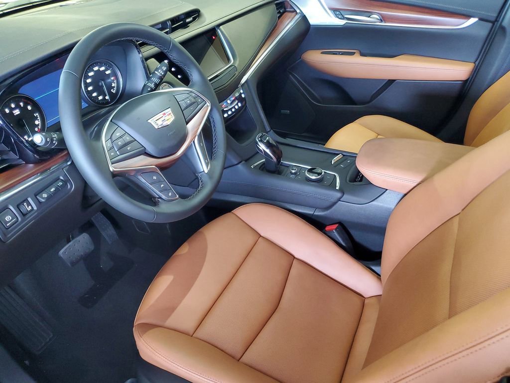 New 2026 Cadillac XT5 Premium Luxury w/ Driver Assist Package FWD image 15