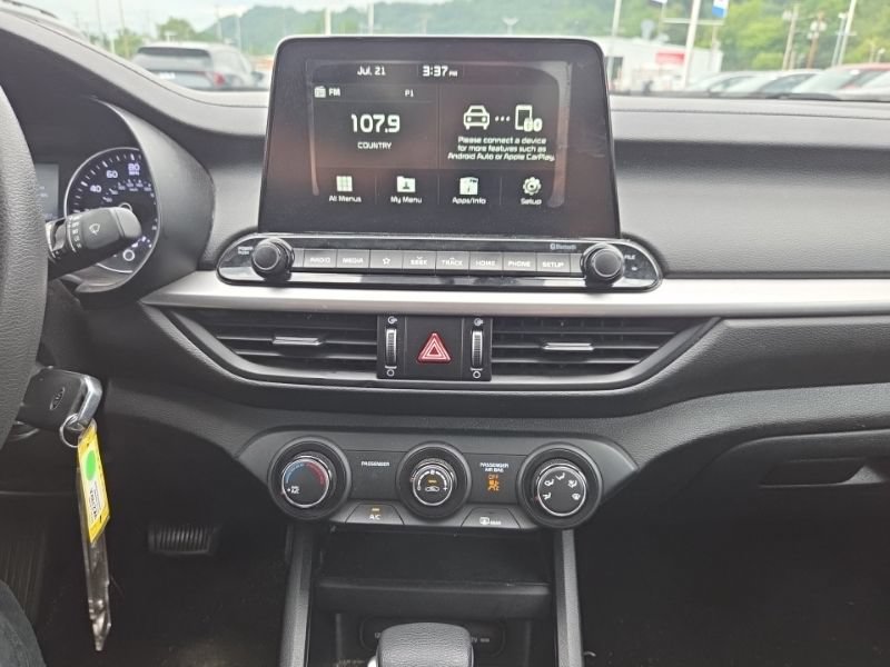 Used 2021 Kia Forte LXS FWD image 13
