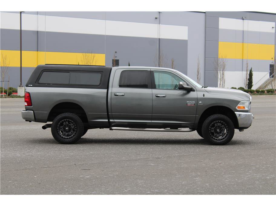 Used 2011 RAM 2500 SLT image 3
