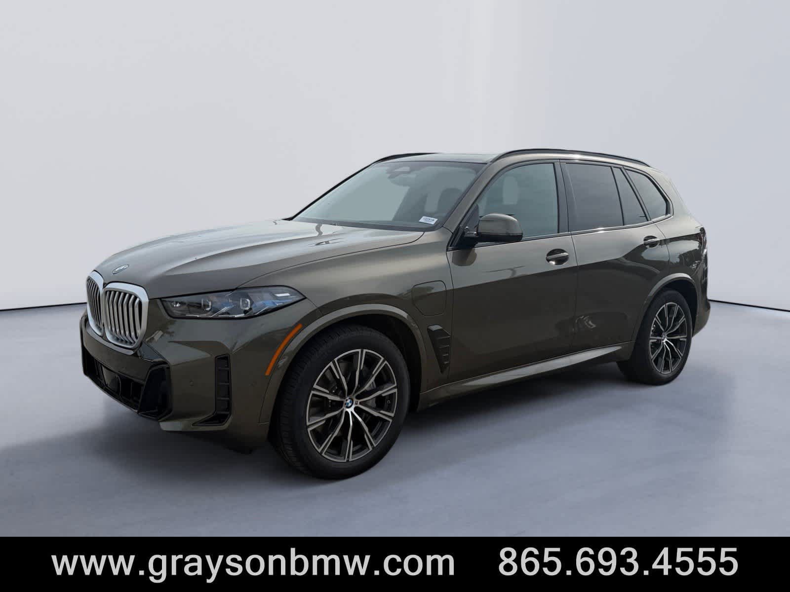 Used 2026 BMW X5 xDrive50e w/ M Sport Package AWD/4WD image 7