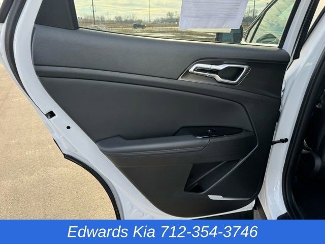 Used 2023 Kia Sportage EX image 11