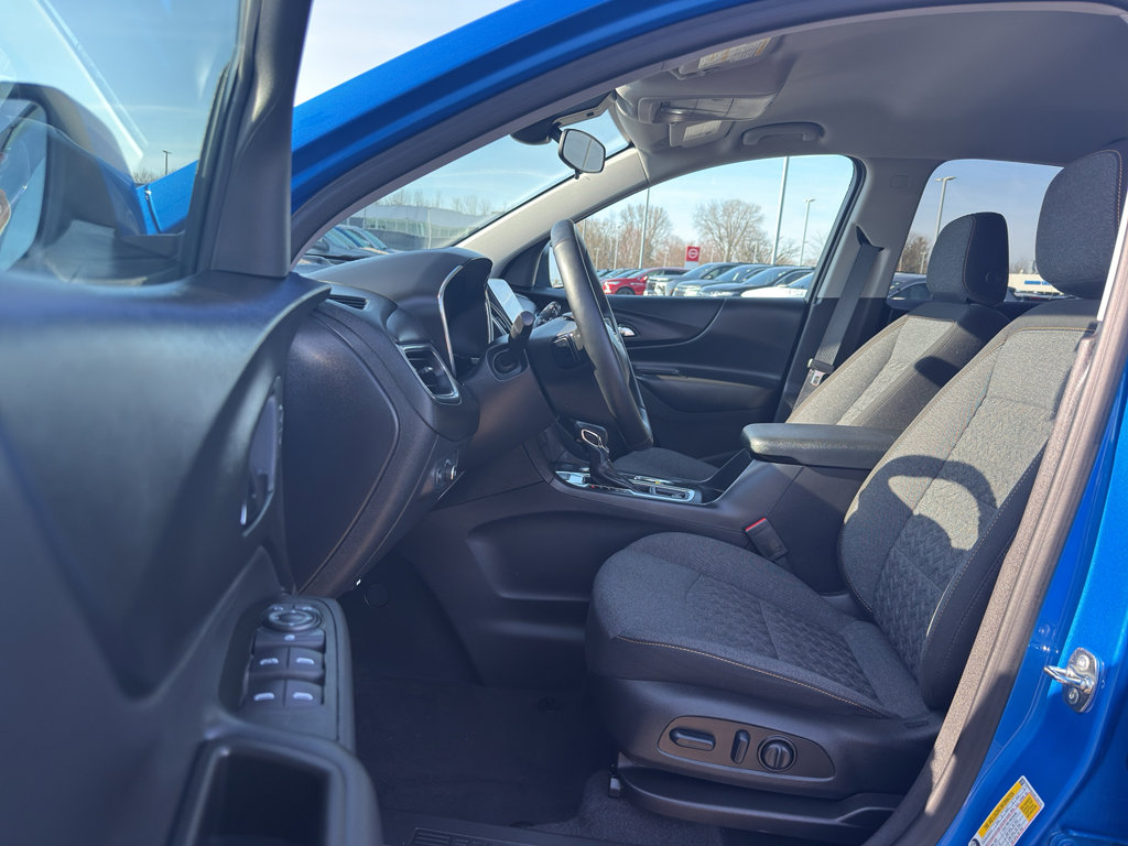 Used 2024 Chevrolet Equinox LT image 11