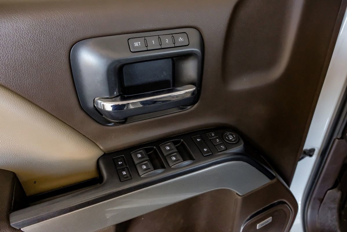 Used 2018 Chevrolet Silverado 2500 LTZ w/ Duramax Plus Package image 44