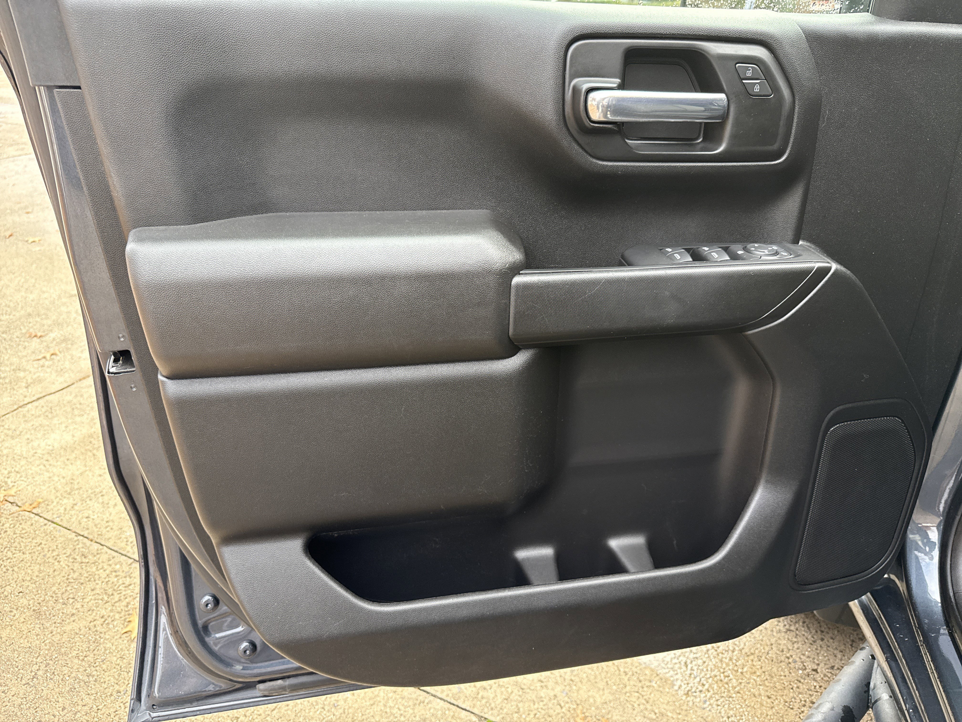 Used 2022 Chevrolet Silverado 1500 Custom Trail Boss image 10