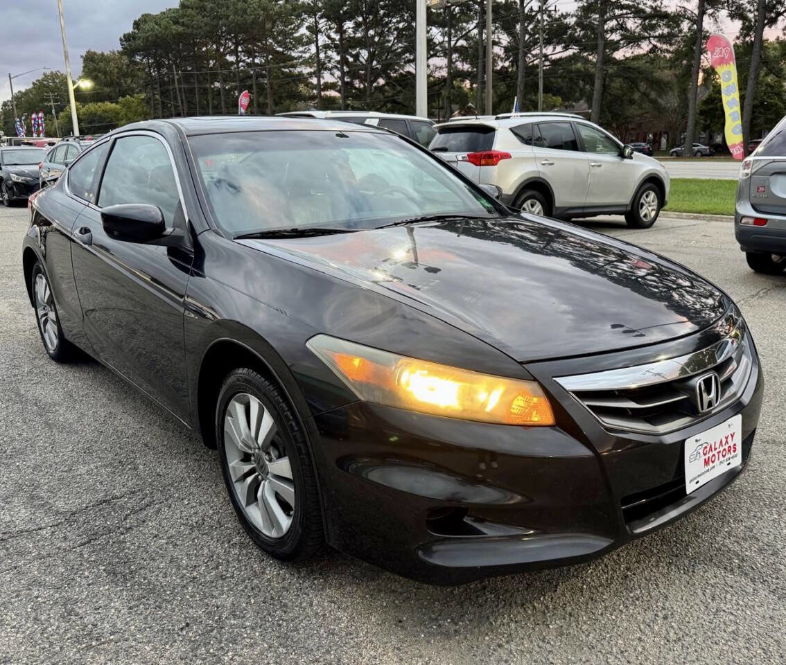 Used 2011 Honda Accord EX-L image 2