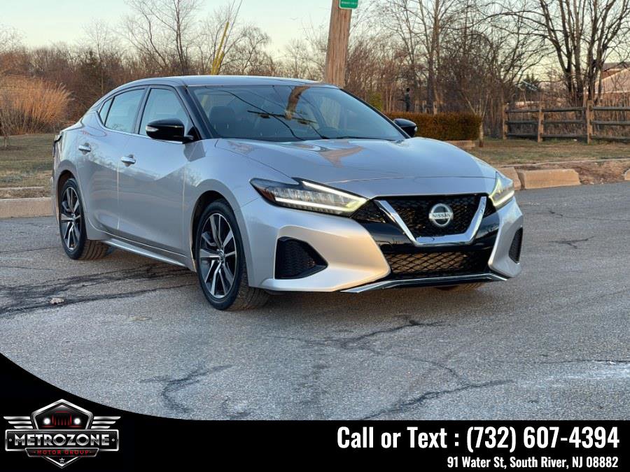 Used 2020 Nissan Maxima 3.5 SV w/ Floor Mat Group FWD image 7