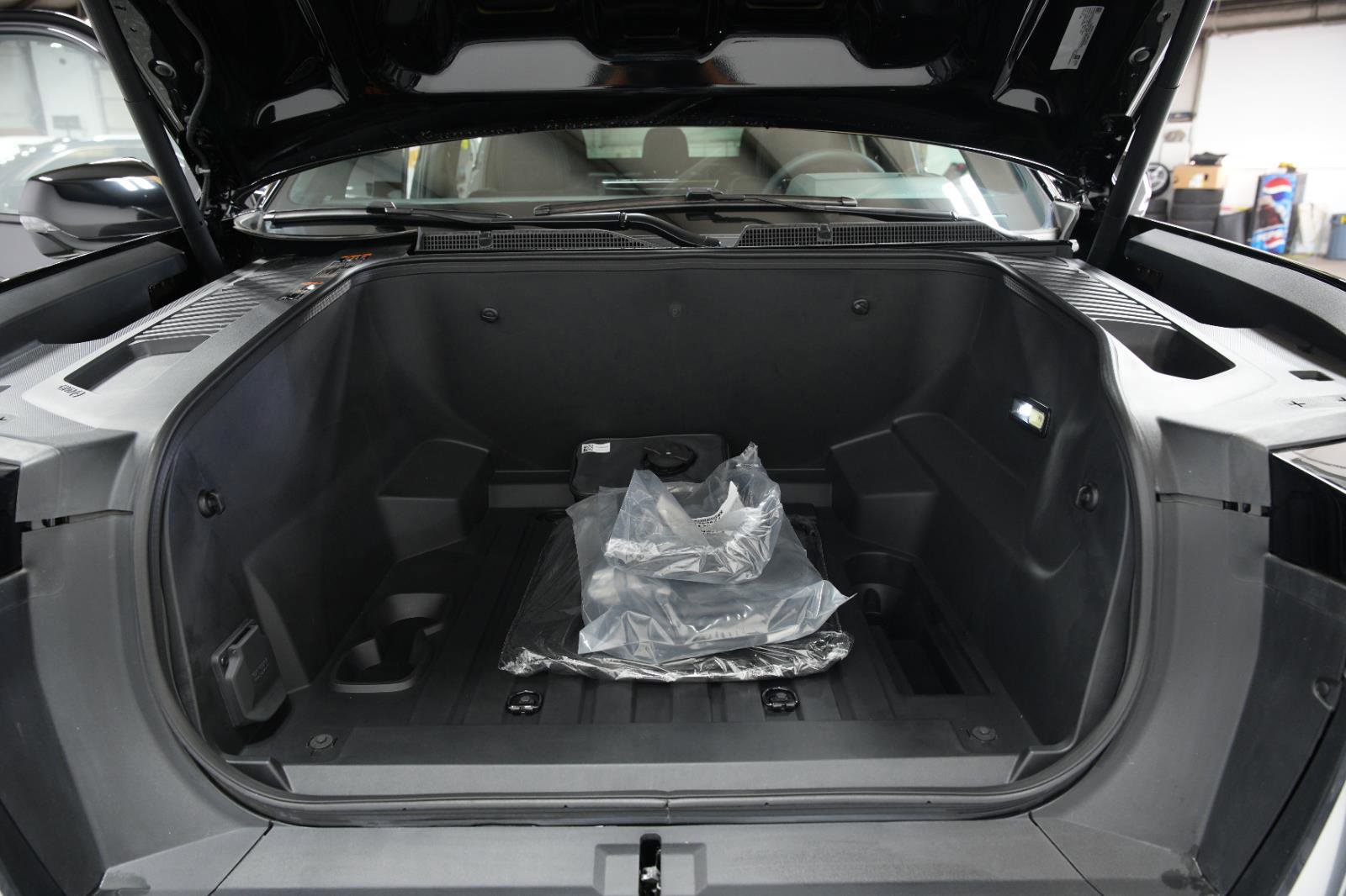 New 2025 GMC Sierra EV Denali image 14