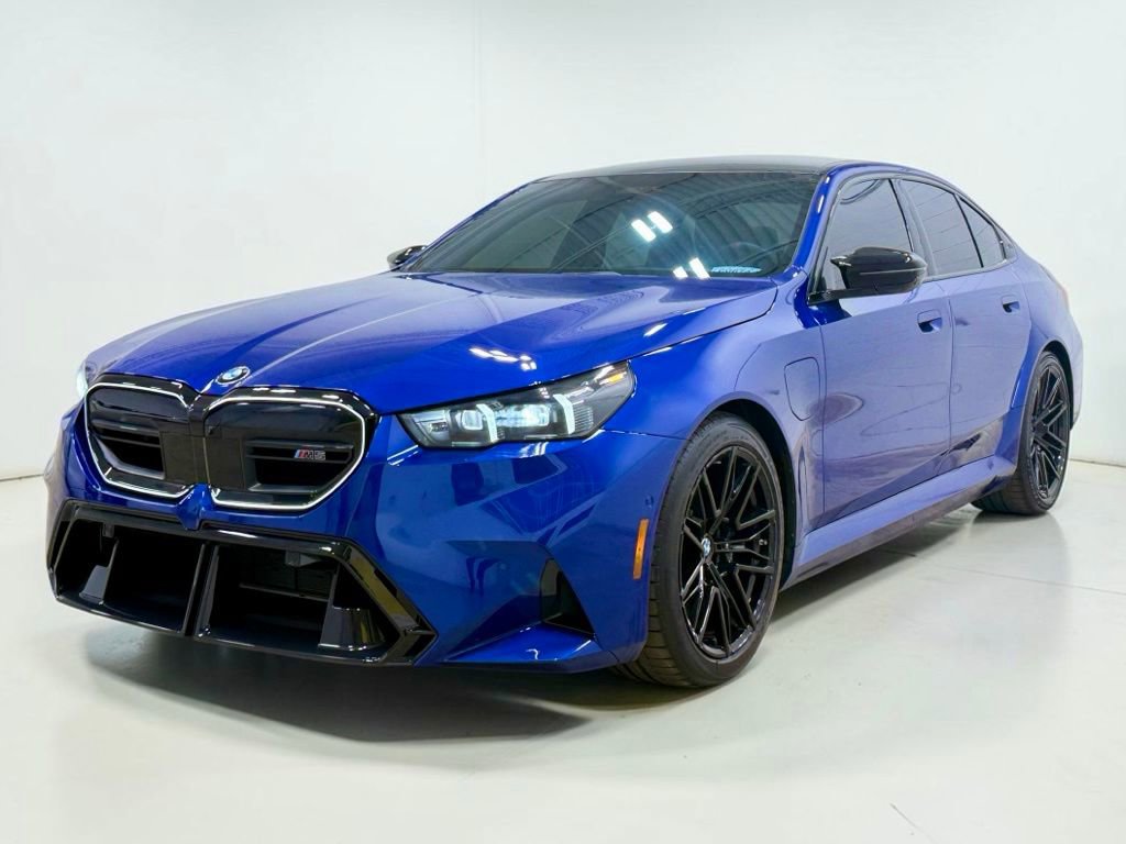 Used 2025 BMW M5 w/ Executive Package AWD/4WD image 8
