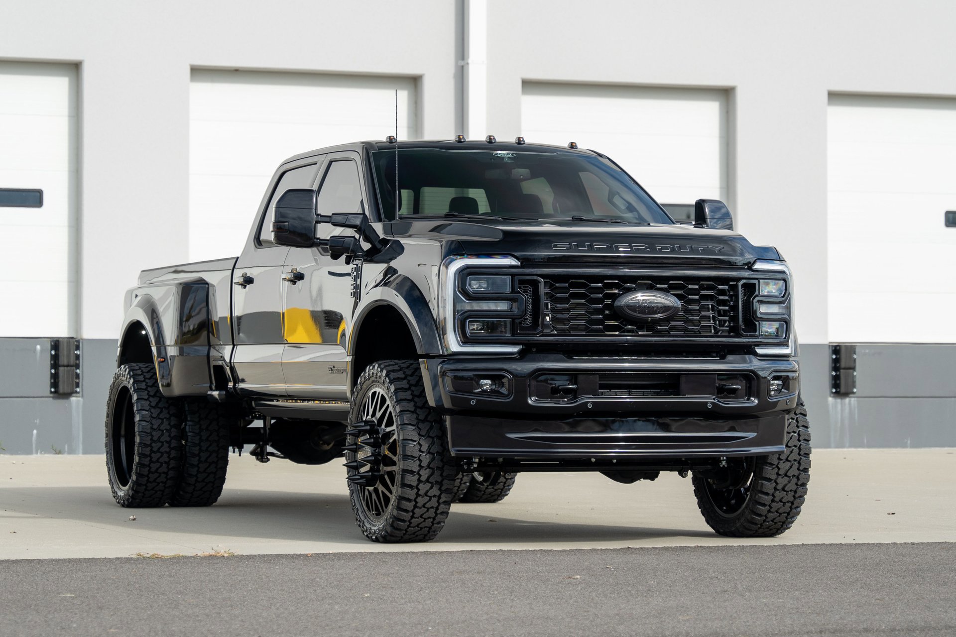 Used 2025 Ford F450 Platinum image 5