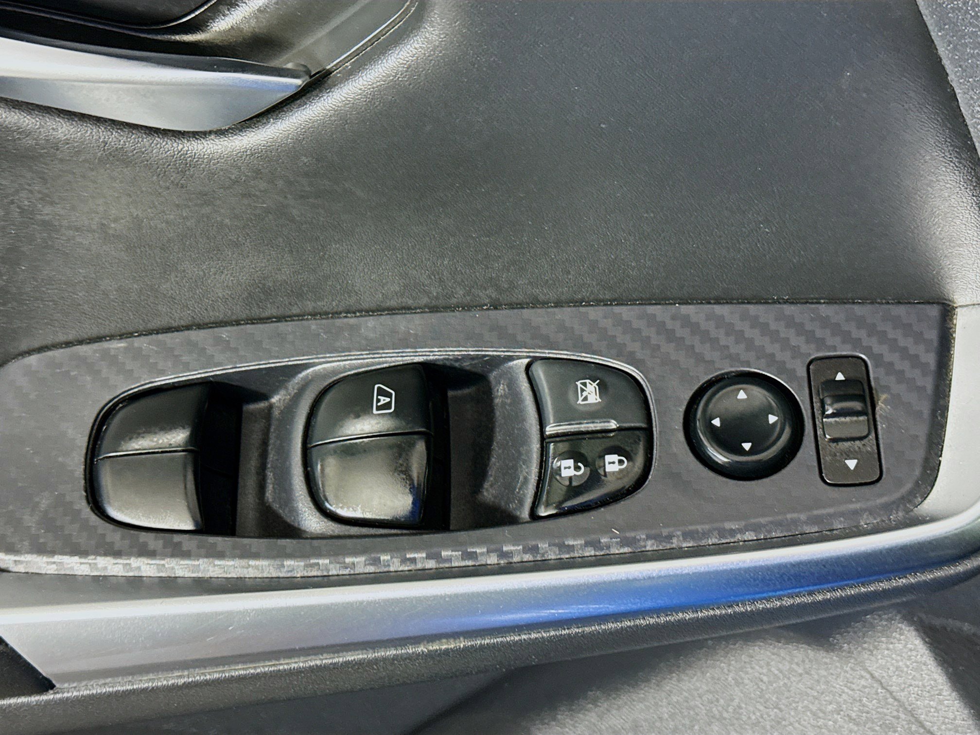 Used 2024 Nissan Sentra SR w/ SR Premium Package FWD image 24
