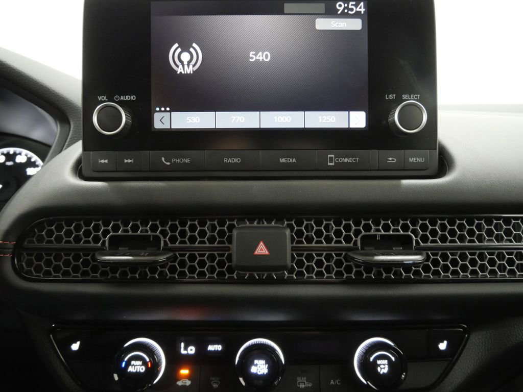 Used 2023 Honda HR-V Sport image 17