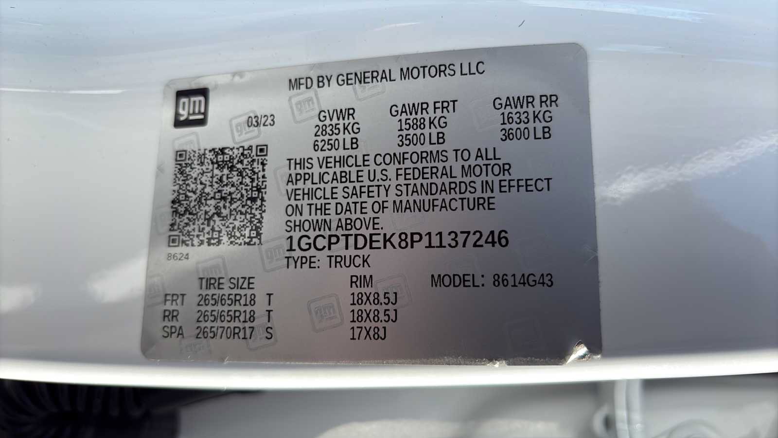 Used 2023 Chevrolet Colorado Z71 w/ Z71 Convenience Package 2 AWD/4WD image 15