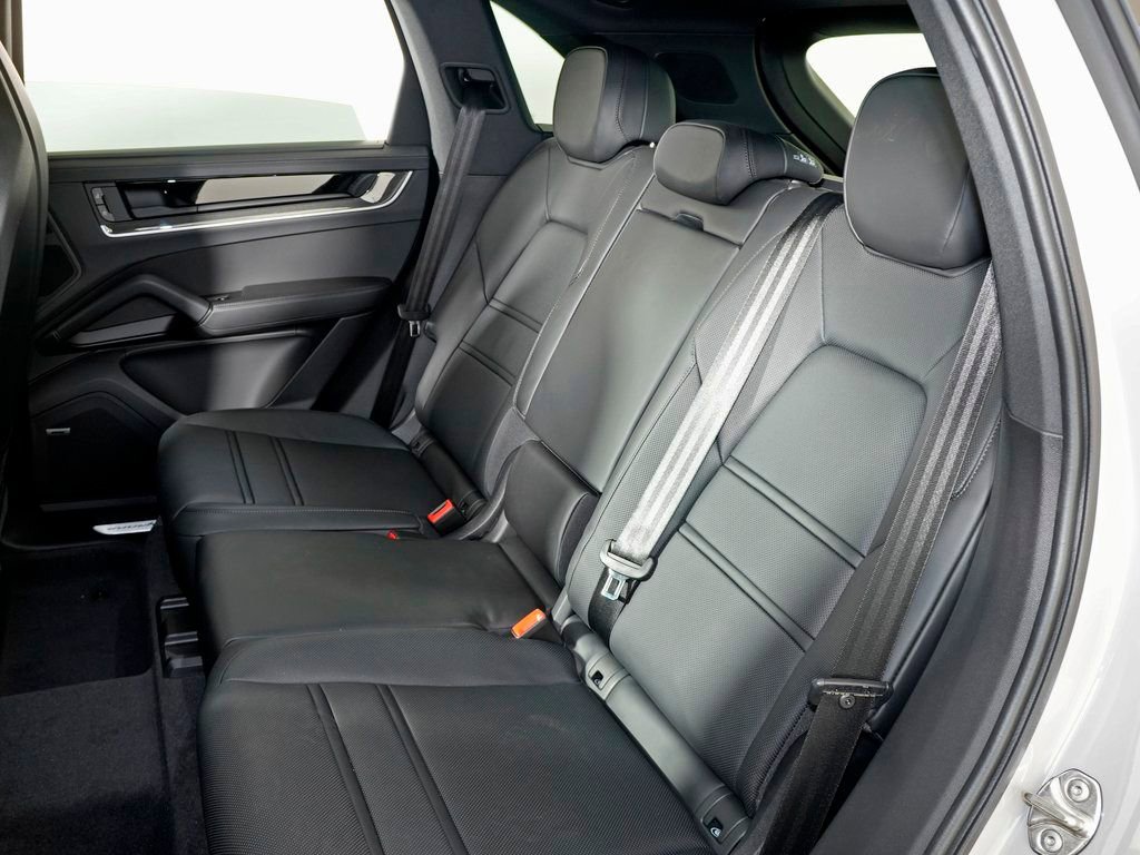 New 2026 Porsche Cayenne S AWD/4WD image 34