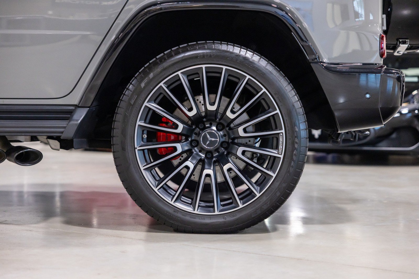 Used 2025 Mercedes-Benz G 63 AMG 4MATIC image 17