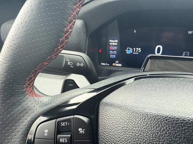 Used 2025 Ford Explorer ST image 39