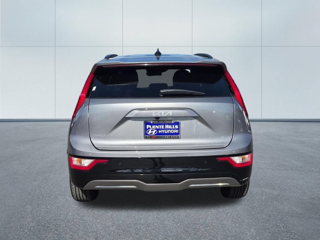 Used 2023 Kia Niro Wind w/ Wind Preserve Package FWD image 5