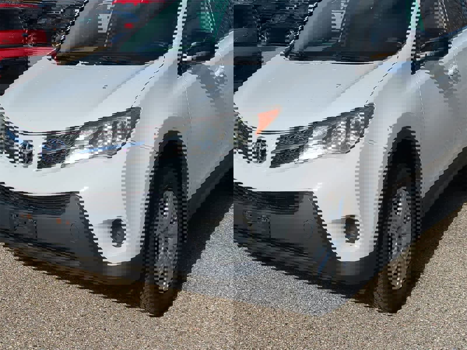 Used 2015 Toyota RAV4 LE image 11