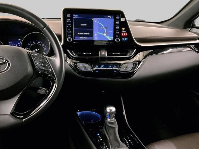 Used 2019 Toyota C-HR Limited FWD image 6
