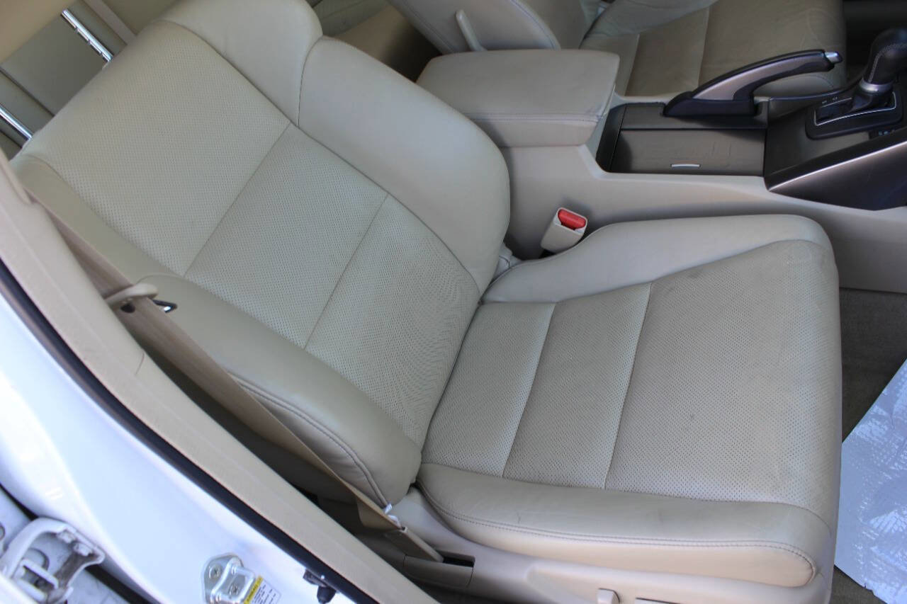 Used 2013 Acura TSX Sedan FWD image 17