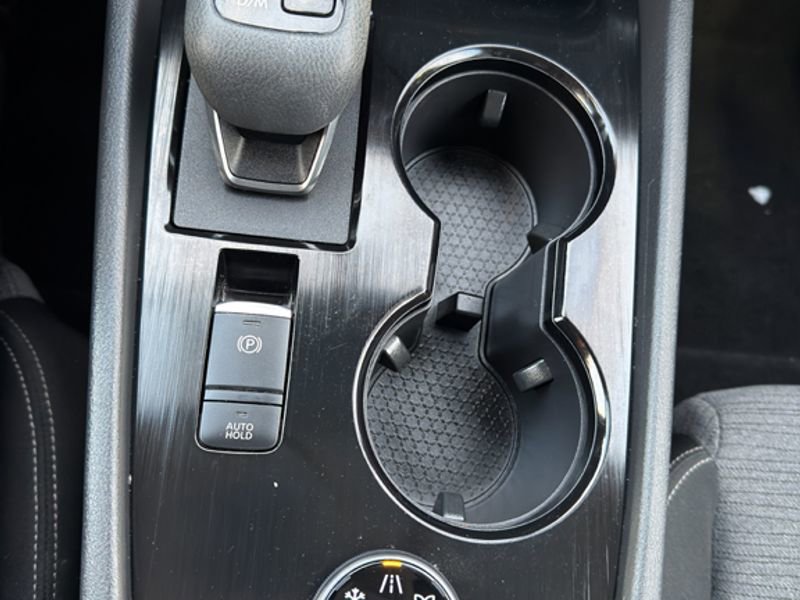 Certified 2023 Nissan Rogue SV image 37