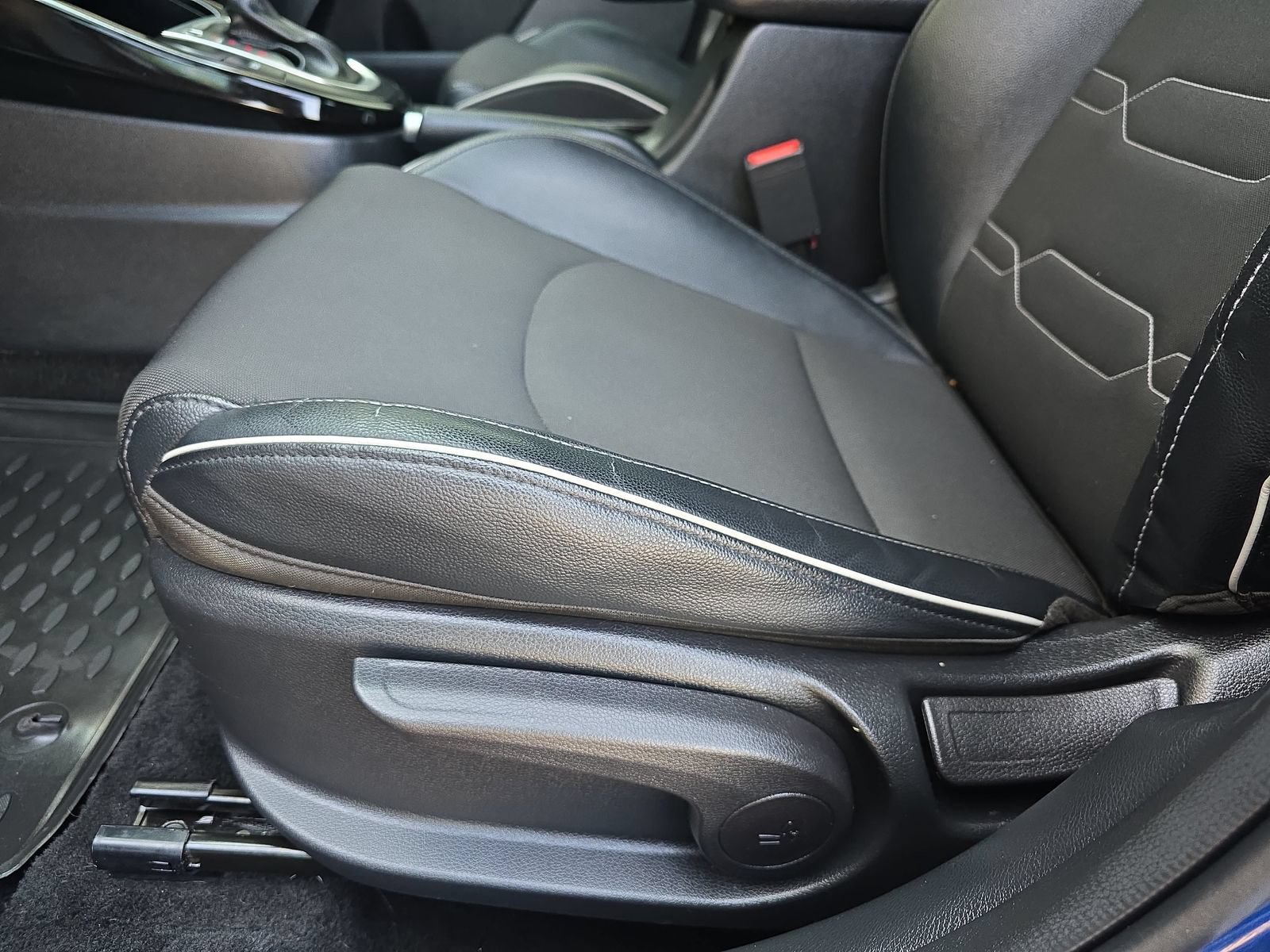 Used 2021 Kia Forte GT-Line FWD image 30