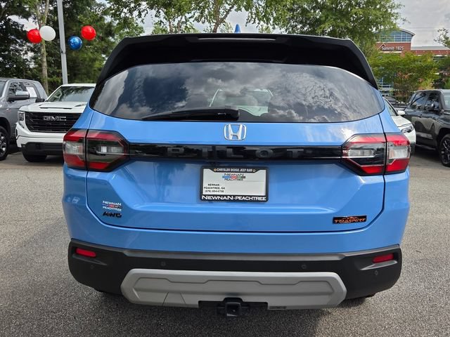 Used 2025 Honda Pilot TrailSport image 5